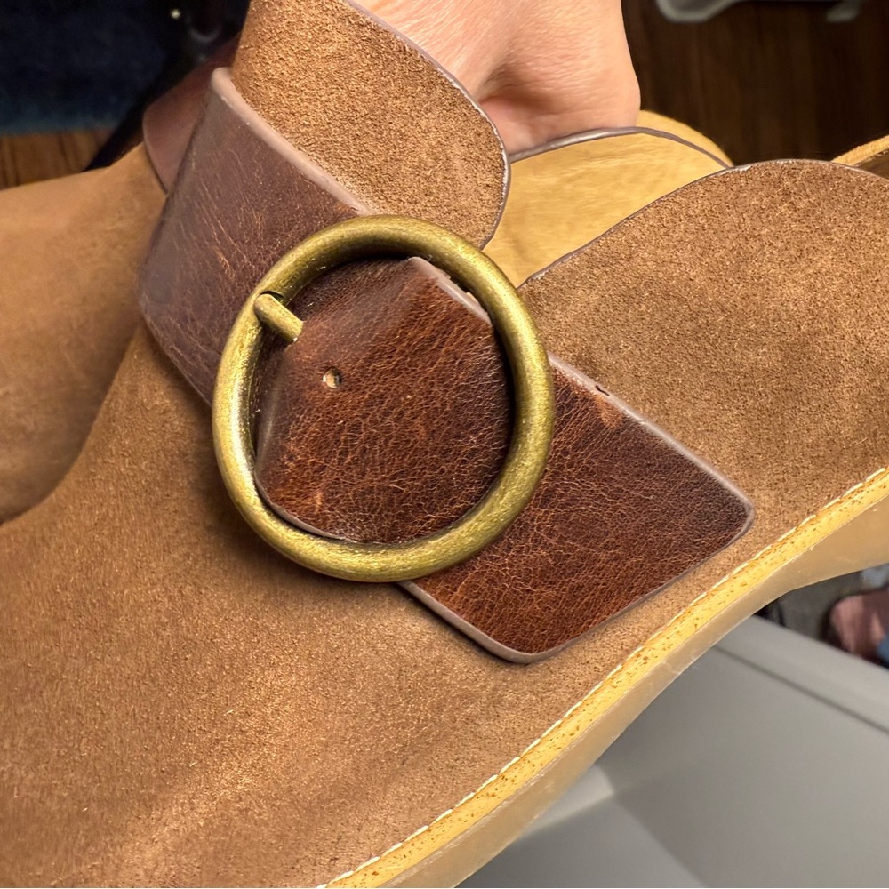 Sofft Billie Clogs, Brown Suede, Size 8, with Buckle - Picture 9 of 14